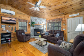 Sun and Fun Cabin Reasonable Price guaranteed No Added Fee Easy Drive Hot Tub RV parking Fire Pit